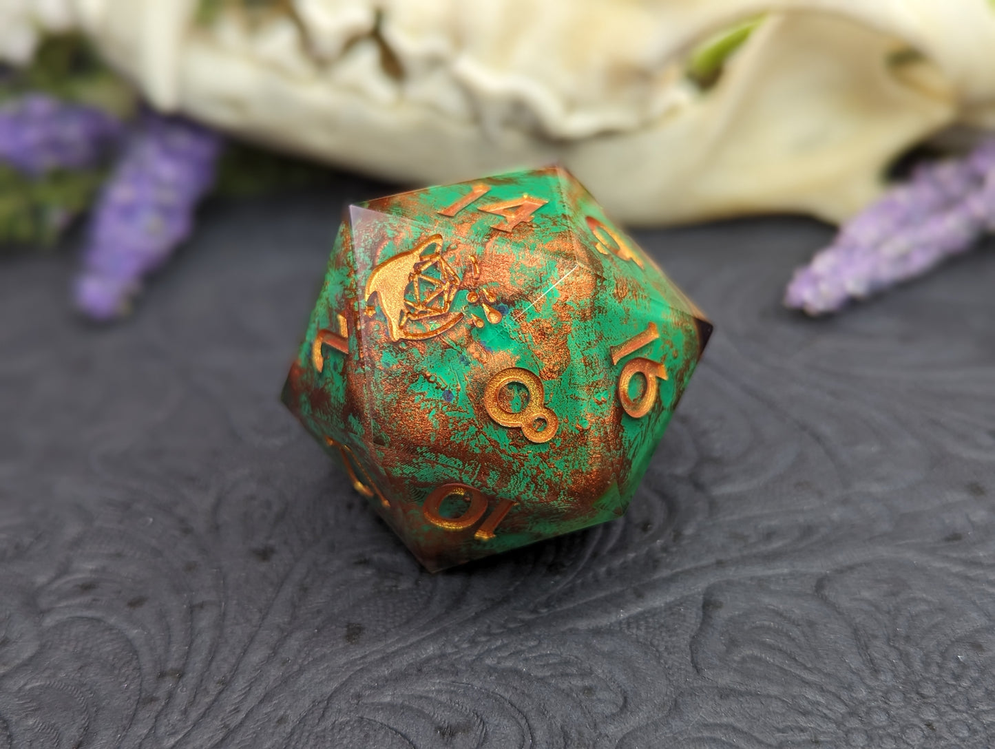 Dungeon Geode (Verdigris) - 40mm Chonk d20 Single Dice