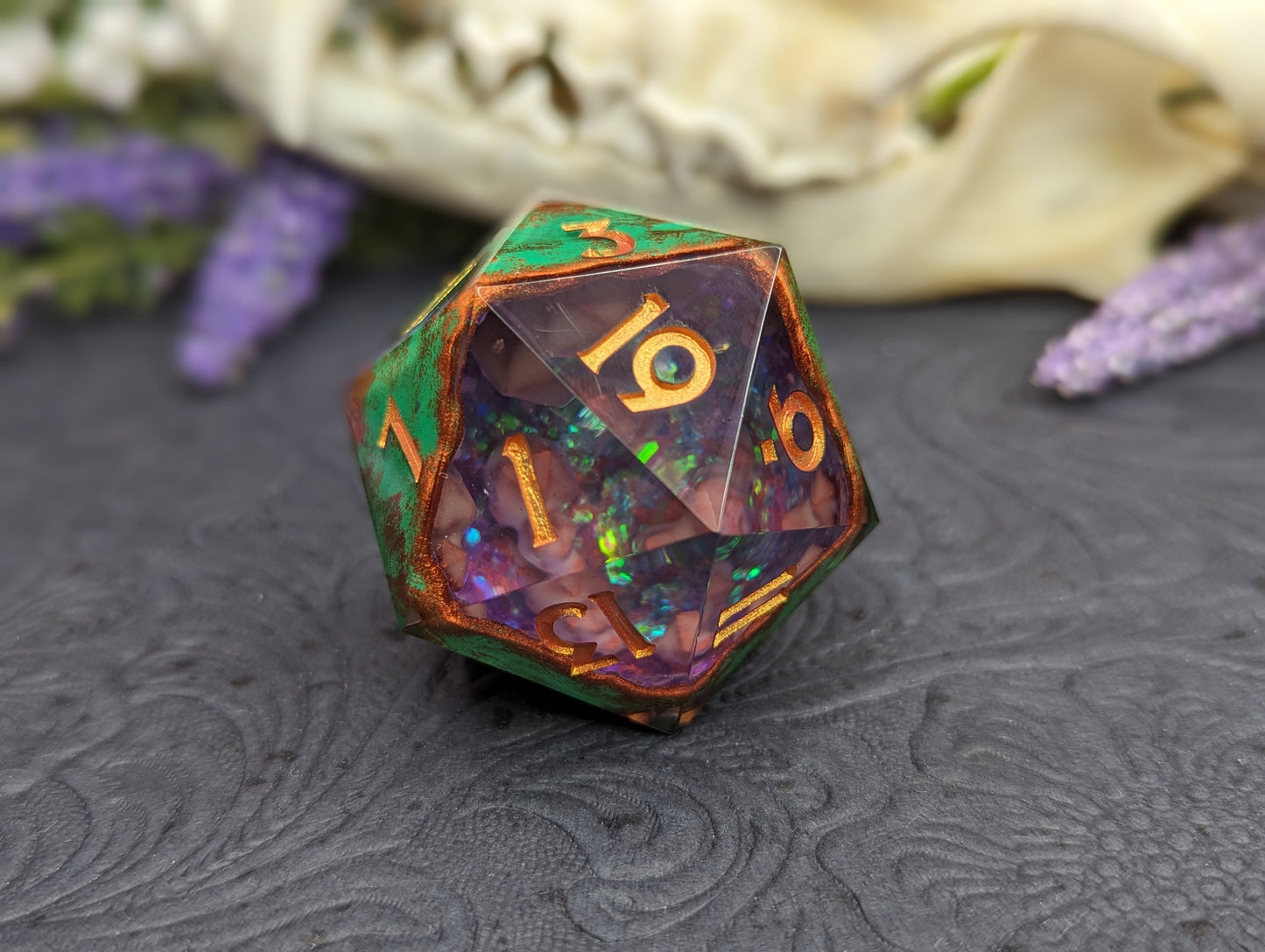 Dungeon Geode (Verdigris) - 40mm Chonk d20 Single Dice