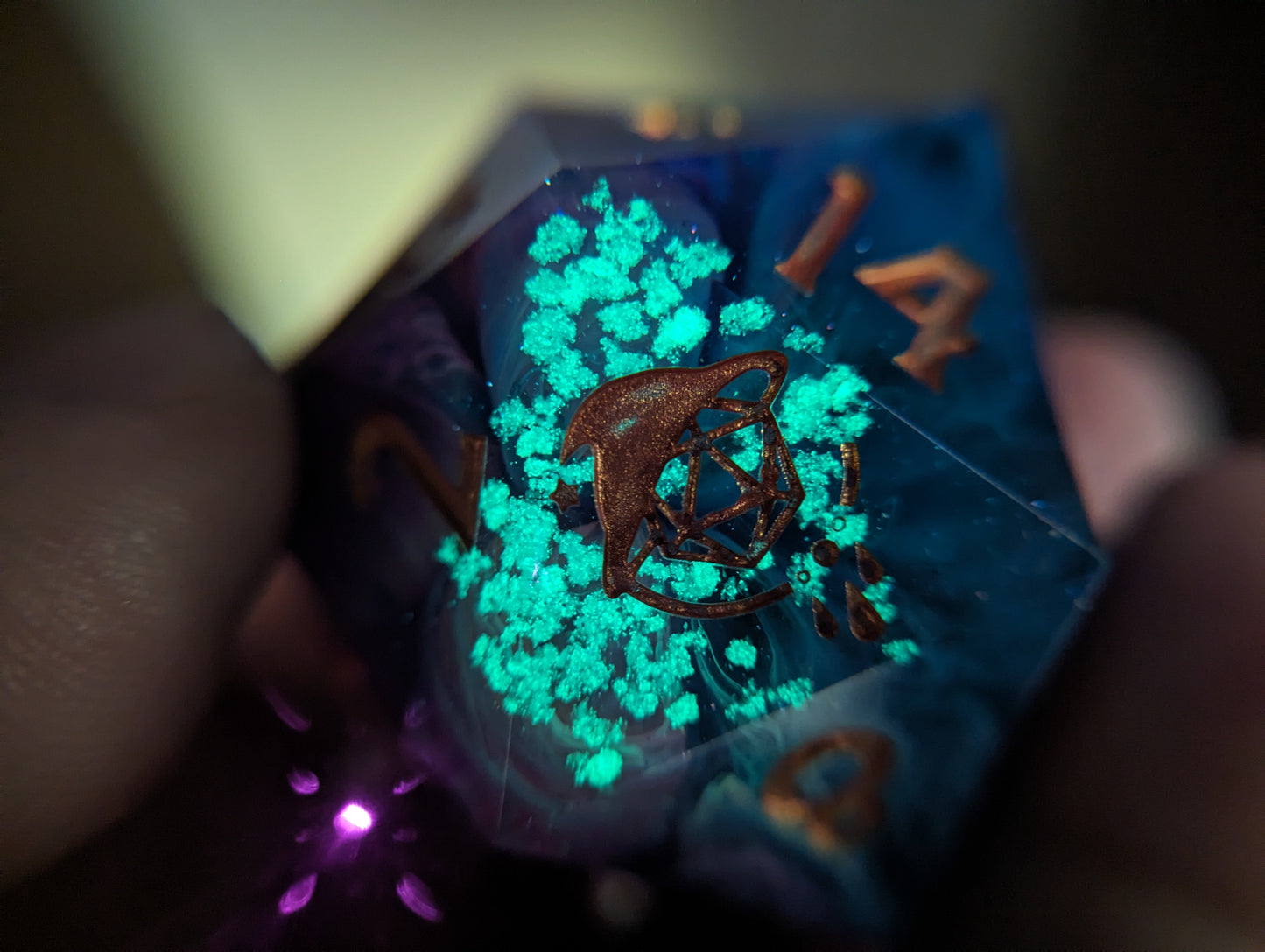 Stardust - 40mm Chonk d20 Single Dice