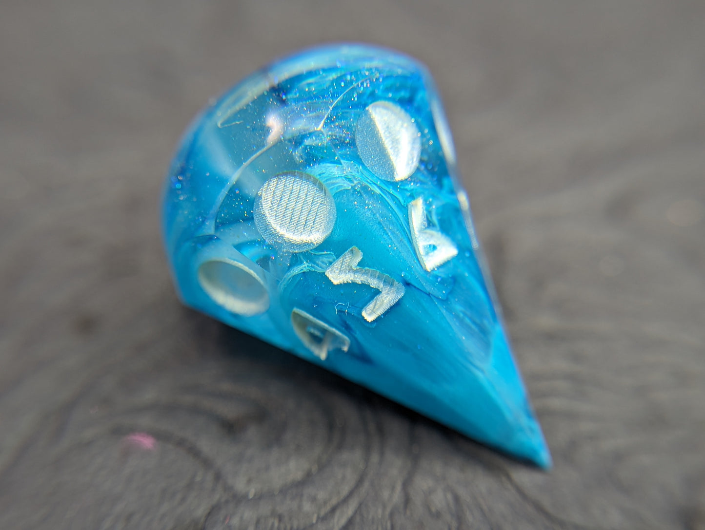 Cerulean Sea - Moon Phase d8 Single Dice