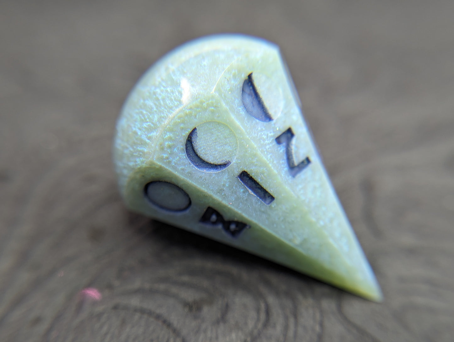 Chill Touch - Moon Phase d8 Single Dice