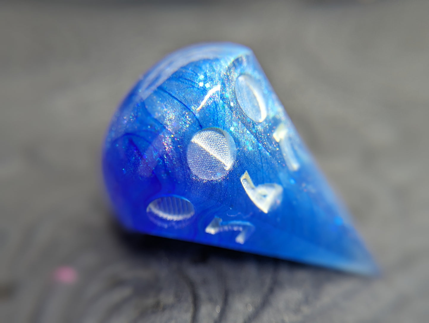 Cobalt Tiger's Eye - Moon Phase d8 Single Dice