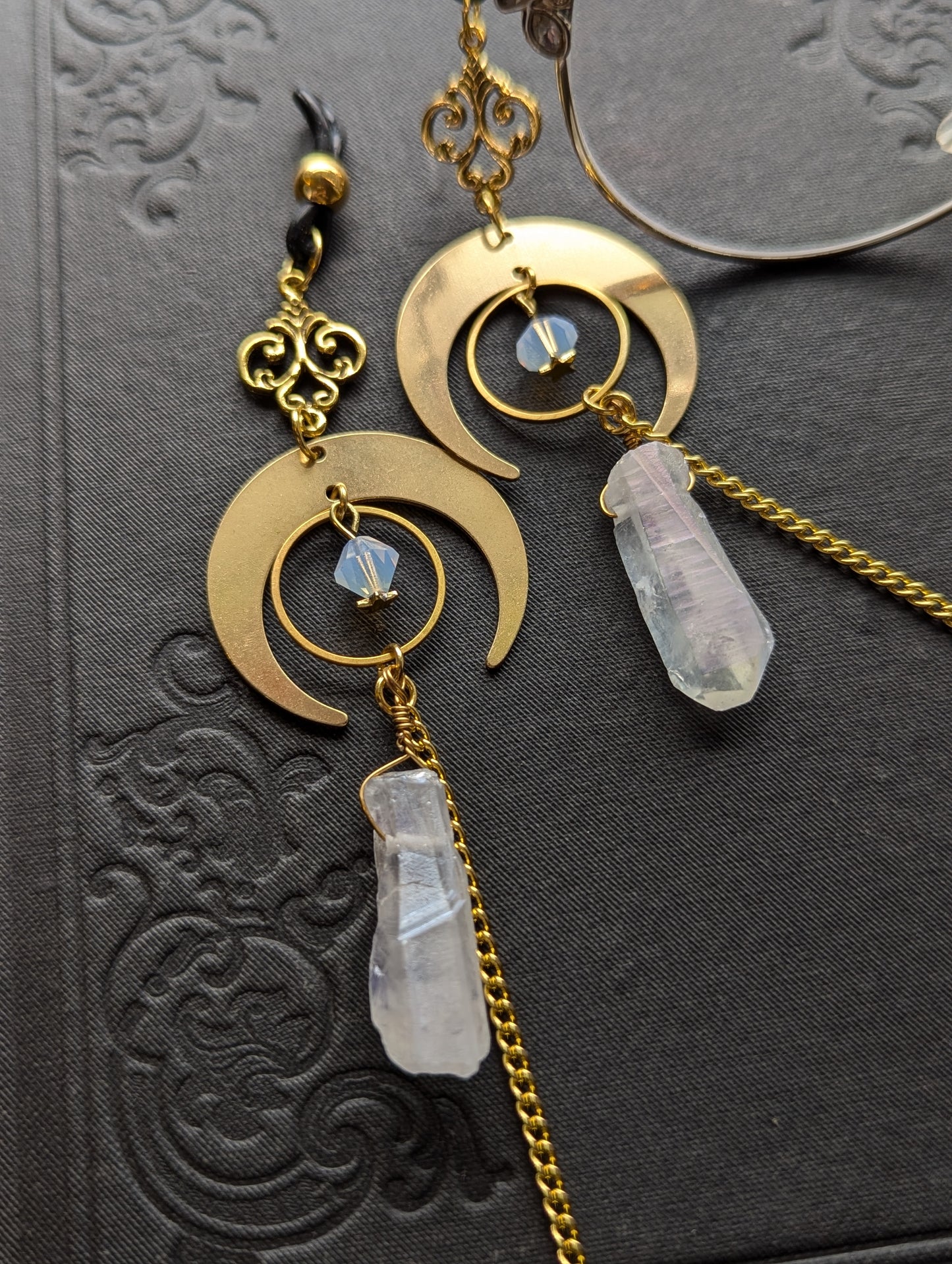 Quartz Moon Eyeglasses Chain