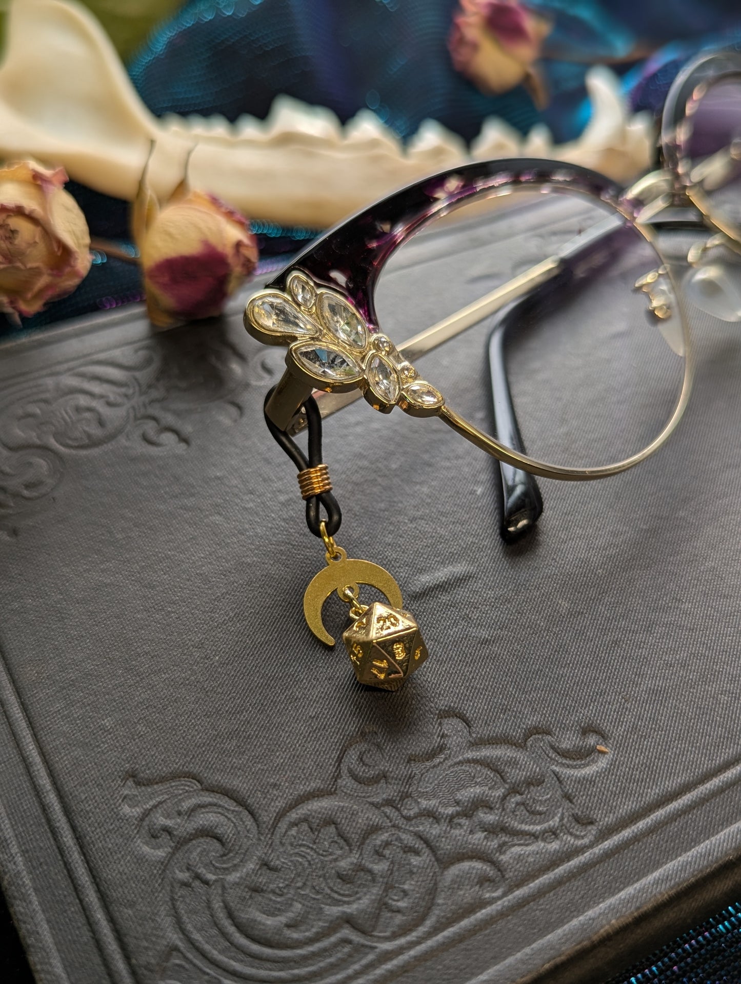 d20 Eyeglasses Charms